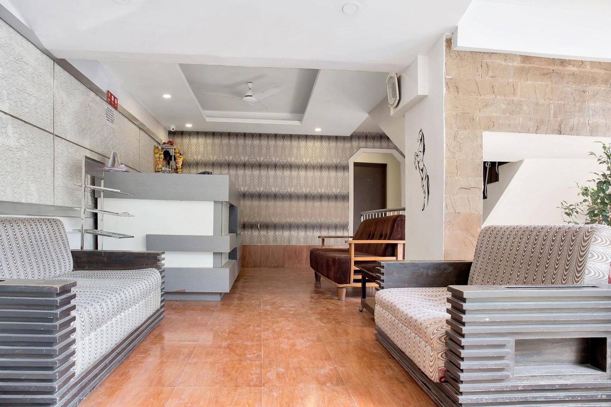 Hotel O Rana Residency Near Western Express Highway Metro Station Mumbai Eksteriør bilde