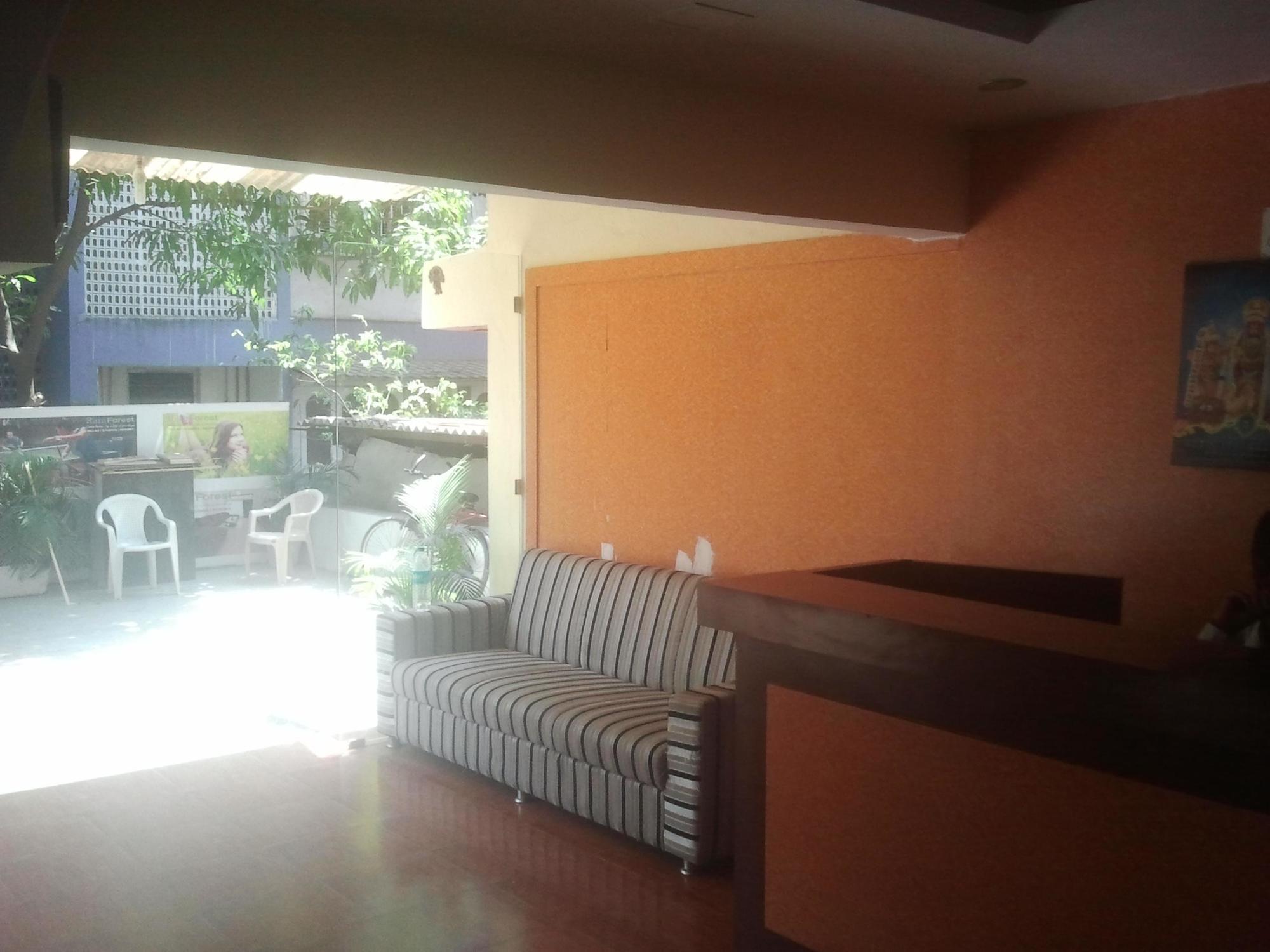 Hotel O Rana Residency Near Western Express Highway Metro Station Mumbai Eksteriør bilde