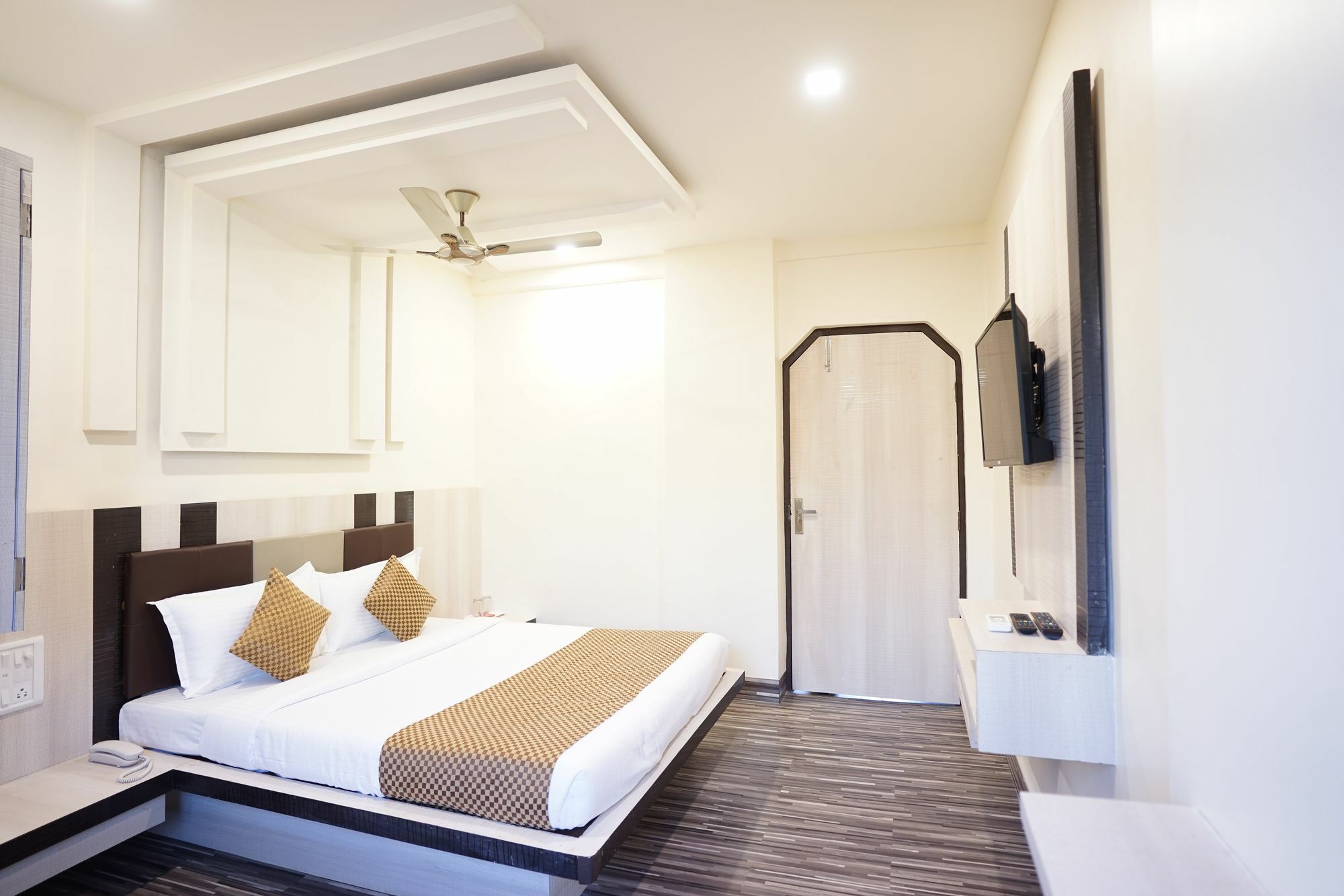 Hotel O Rana Residency Near Western Express Highway Metro Station Mumbai Eksteriør bilde