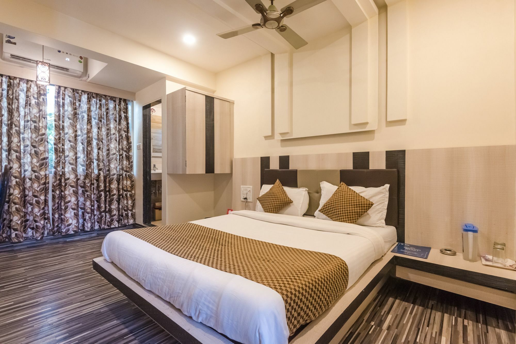 Hotel O Rana Residency Near Western Express Highway Metro Station Mumbai Eksteriør bilde